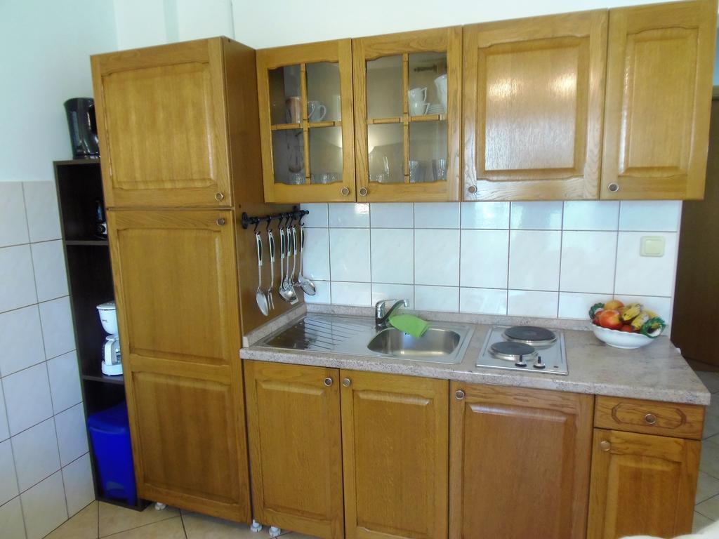 Apartments Casper Novi Vinodolski Exterior photo
